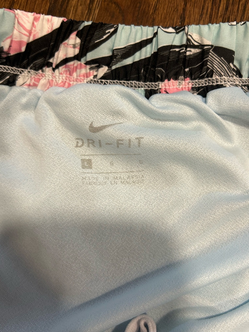 Nike Dri-FIT Floral Running Shorts Size Large Pink Blue Floral Print - Picture 3 of 7